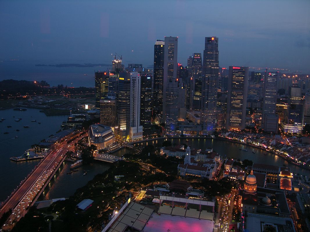 Singapore 02 06 Swissotel Evening view of Business District and Singapore River